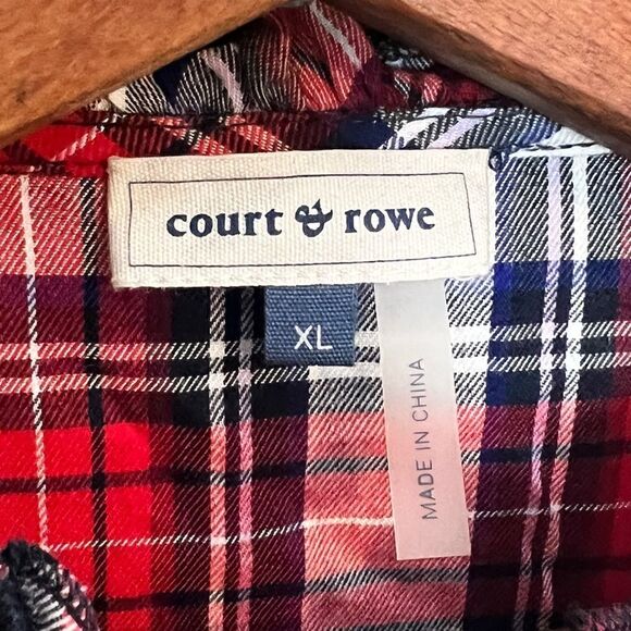 Court & Rowe Button Down Polka Dot Tied Collar Shirt - Picture 5 of 7